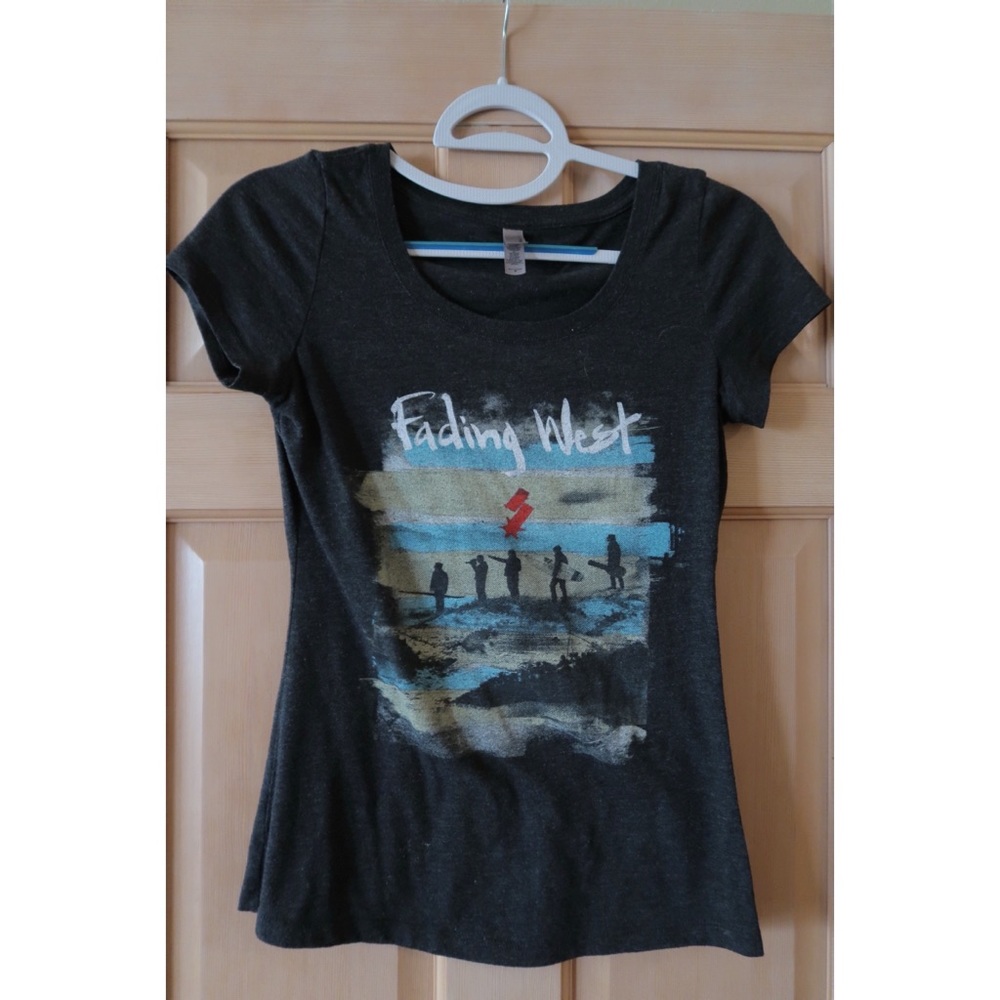 Switch foot Graphic Tee